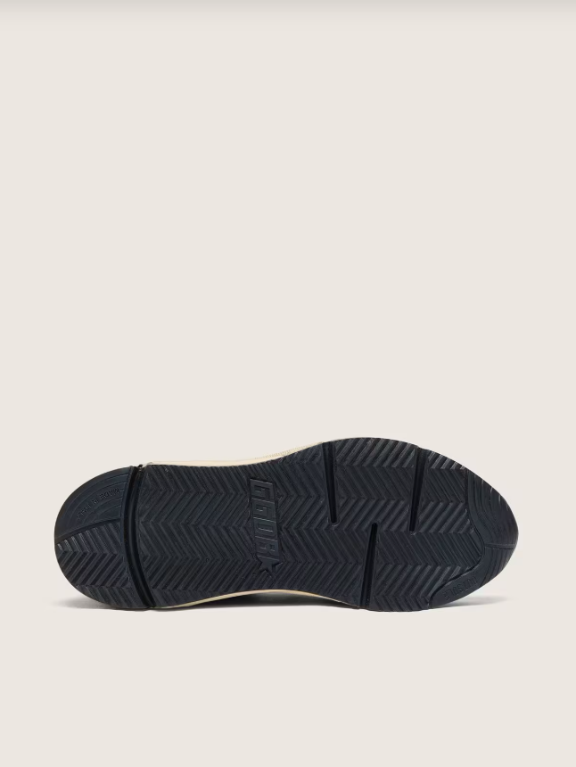 Golden Goose Running Sole in powder-pink leather with silver star
