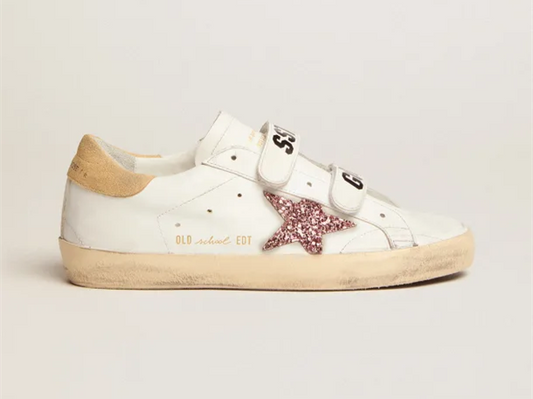 حذاء رياضي أولد سكول من GOLDEN GOOSE بنجمة وردية لامعة وعروة كعب من جلد الشامواه بلون الرمل