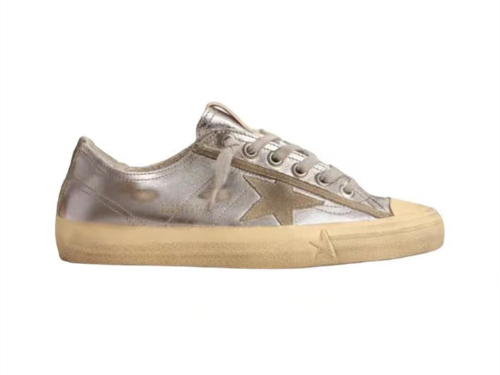 GOLDEN GOOSE V-Star In Silver