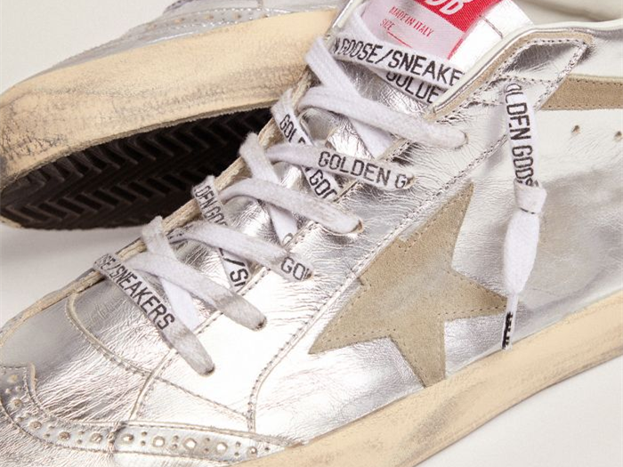 GOLDEN GOOSE Mid Star sneakers in silver metallic leather with star and flash in dove-gray suede
