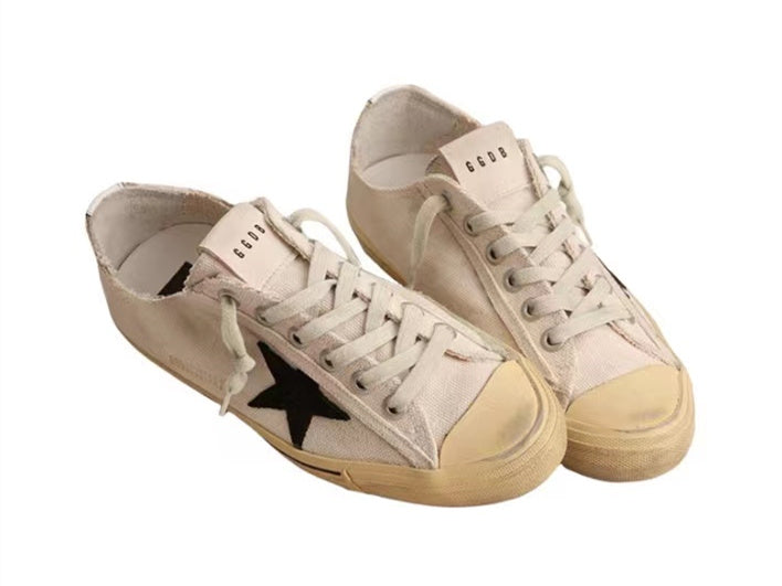 GOLDEN GOOSE V-Star Canvas In White