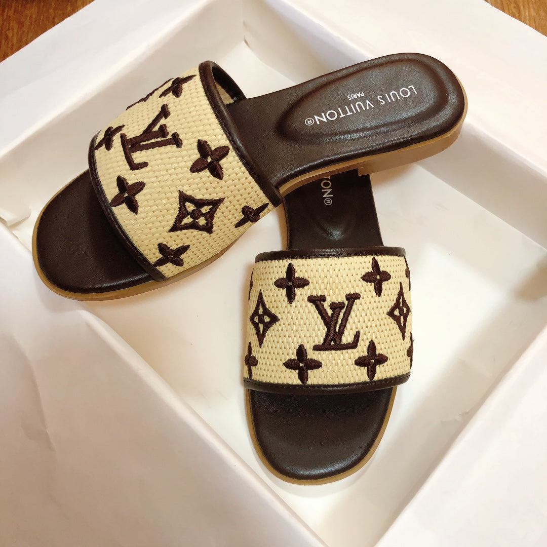 Woven Embroidered Slippers