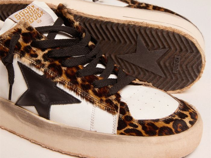 GOLDEN GOOSE Stardan sneakers in total black leather with vintage finish