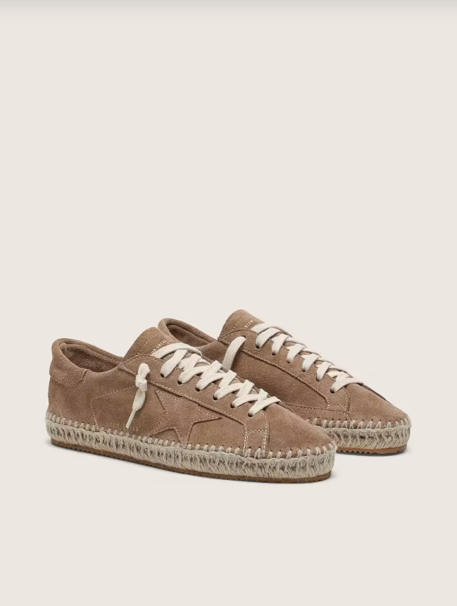 Super-Star in tobacco suede with beige suede star and rope sole