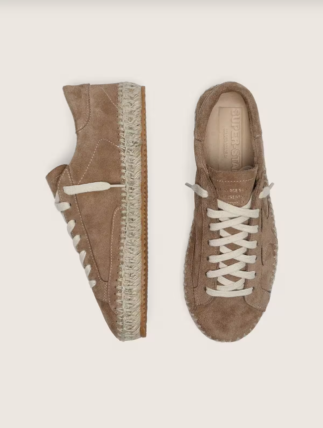 Super-Star in tobacco suede with beige suede star and rope sole