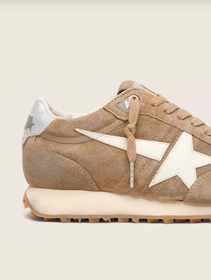 Golden Goose Marathon in tobacco suede with white star